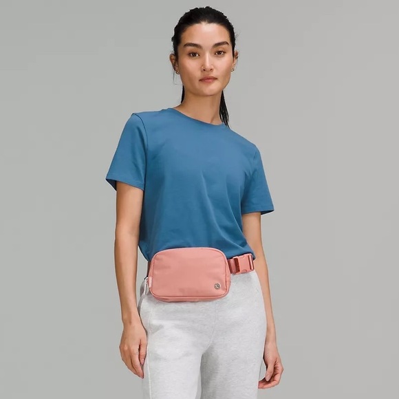 NWT [Lululemon] Everywhere Belt Bag in Pastel Pink 💖 - Picture 8 of 9